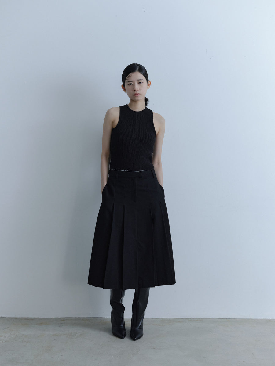 Center Slit Pleated Skirt