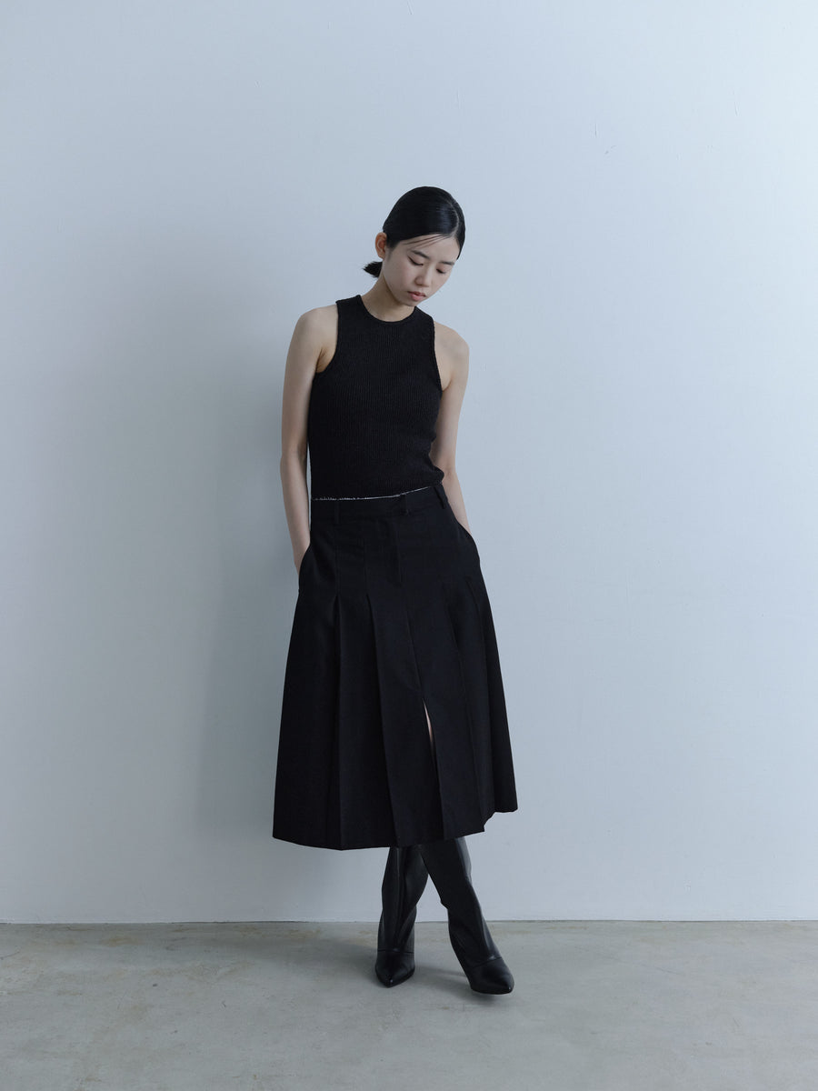 Center Slit Pleated Skirt