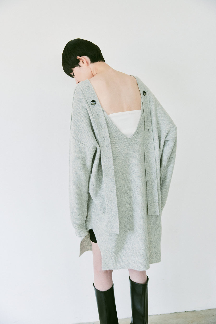 Double Strap V Neck Knit　