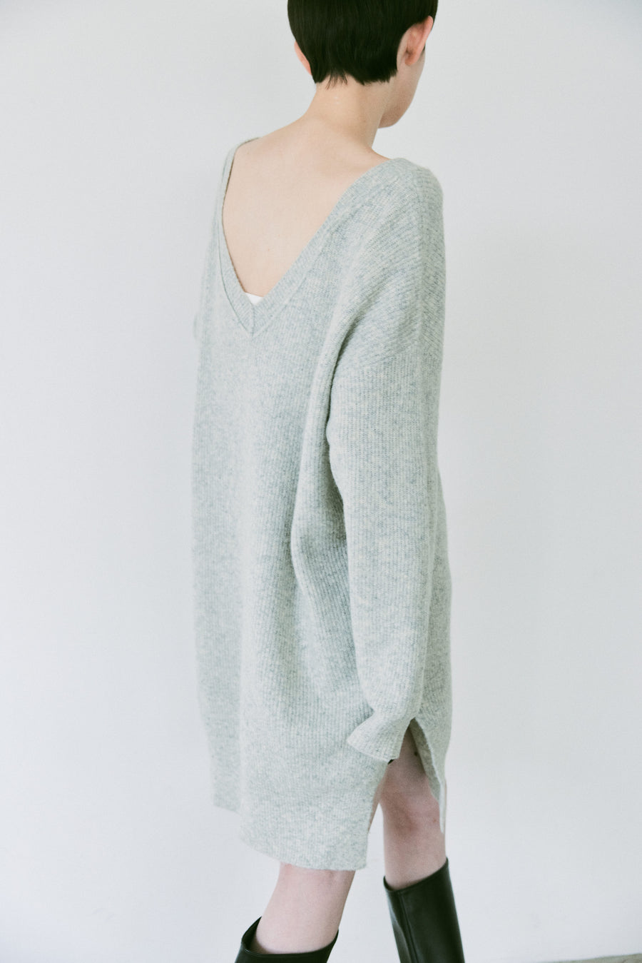 Double Strap V Neck Knit　